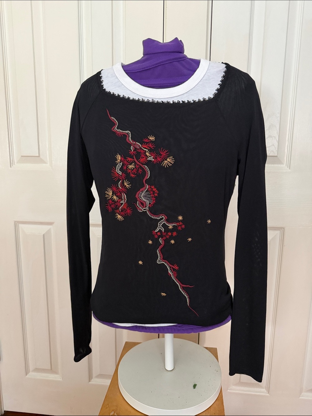 Vintage Vivienne Black Long-Sleeve Embroidered Women’s Top - Red & Gold Detail
